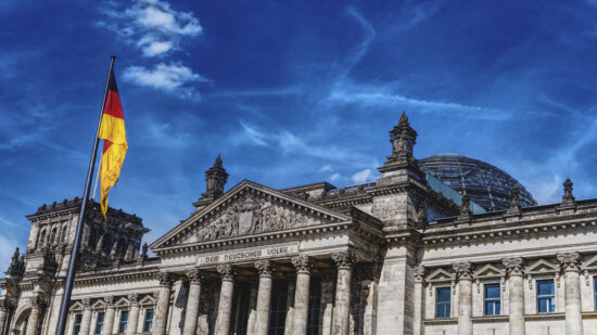 Berlin_Germany_Reichstag_building_L_2344_PPT
